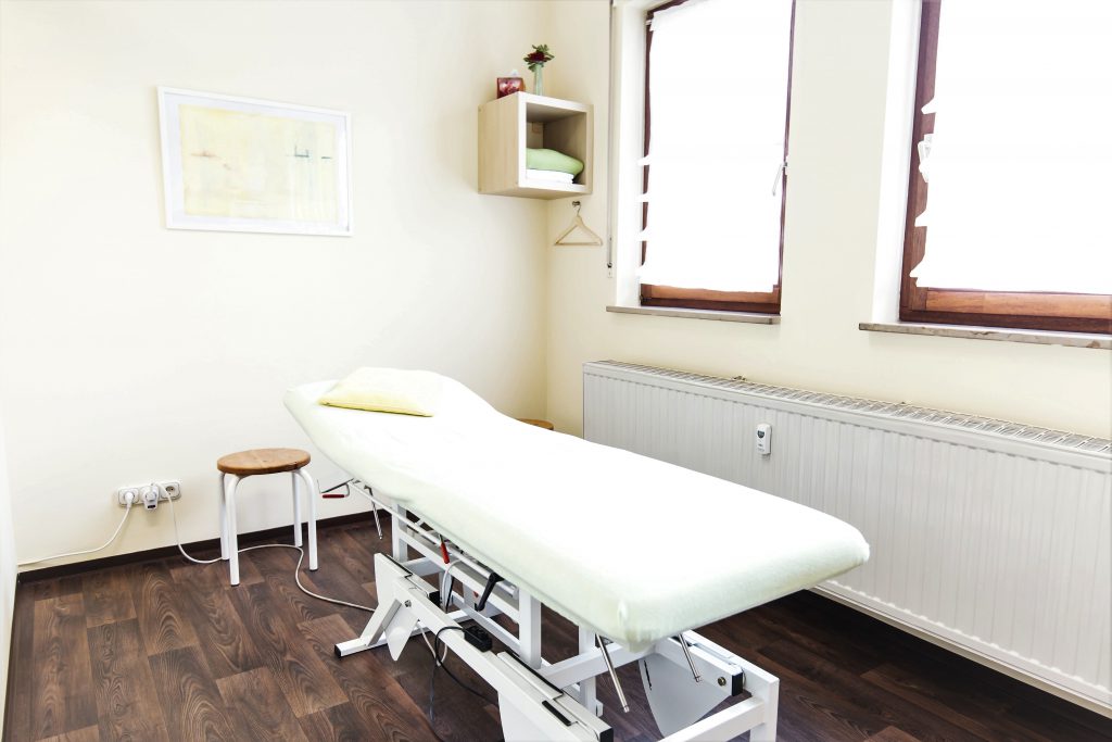 Physiotherapie Eckental Behandlungsraum